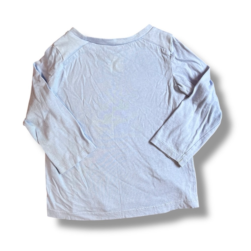 Toddler Shirt 🐻‍❄️ - Picture 2 of 5